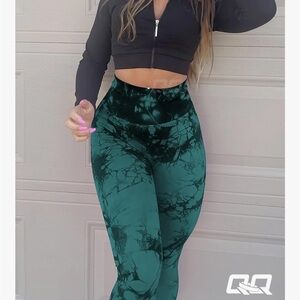 Emerald Green High-Waisted Leggings